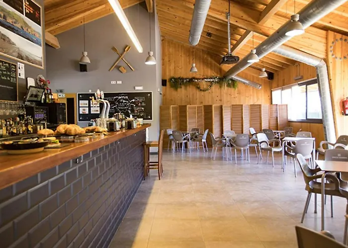 Kemping Confort Avec Terrasse - 5 Personnes, 2 - Api-1-52-1819