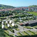 Camping Confort Avec Terrasse - 5 Personnes, 2 - Api-1-52-1819 *