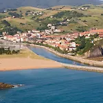 Camping Confort Avec Terrasse - 5 Personnes, 2 - Api-1-52-1819 Zumaia
